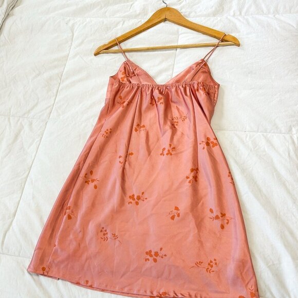 Princess Polly Stargazing Pink Floral Satin Mini Dress Women’s 4 - Picture 8 of 8